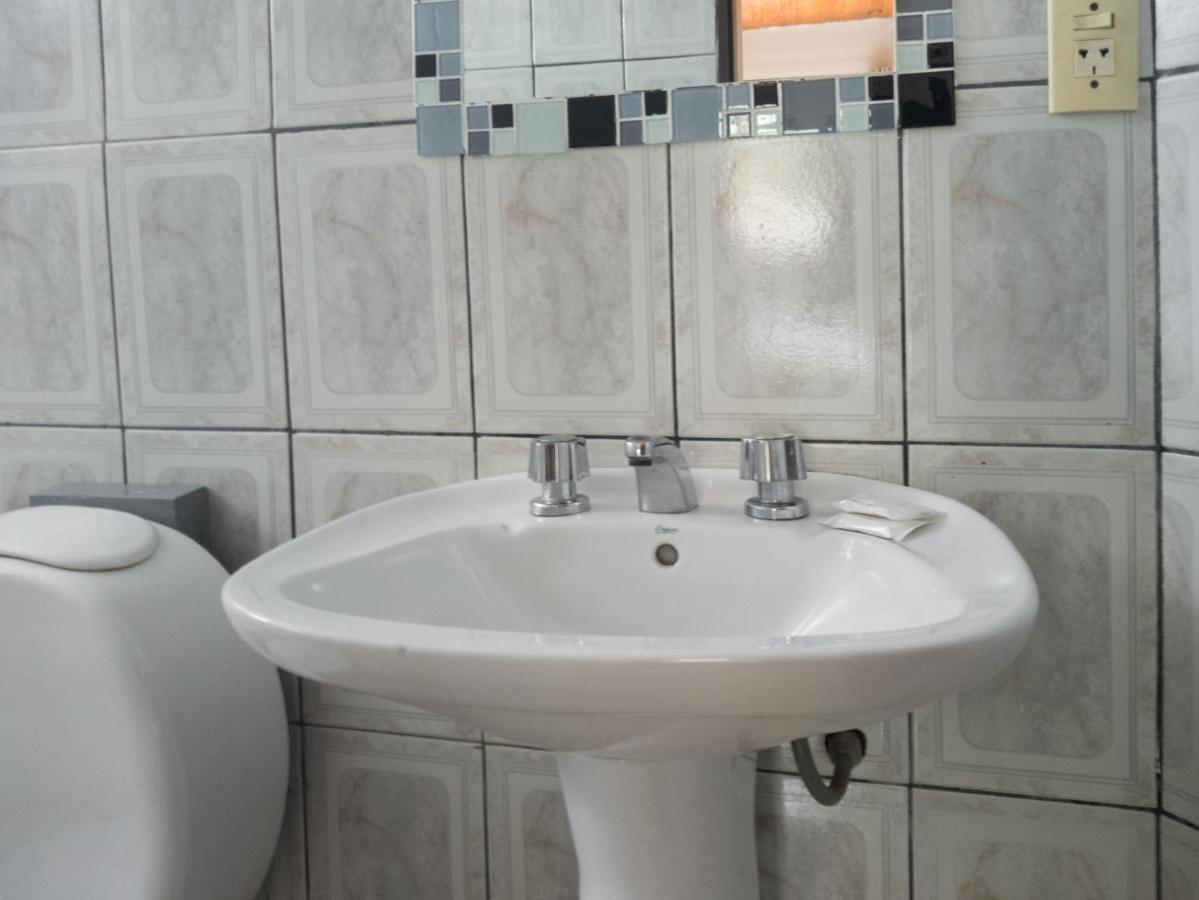 פוארטו איגואסו Hotel Mola מראה חיצוני תמונה