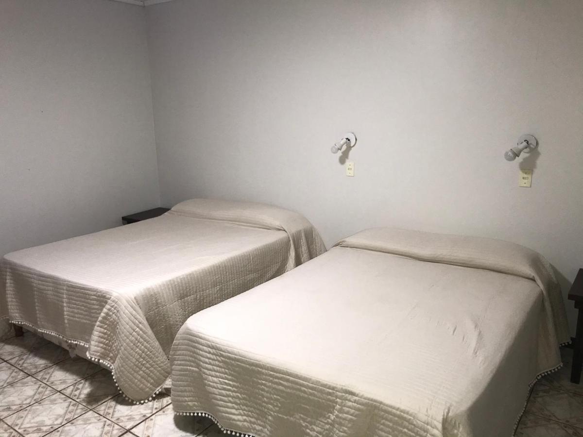 פוארטו איגואסו Hotel Mola מראה חיצוני תמונה
