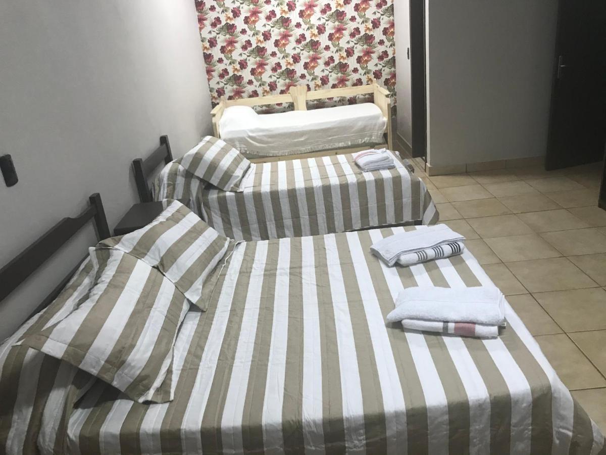 פוארטו איגואסו Hotel Mola מראה חיצוני תמונה