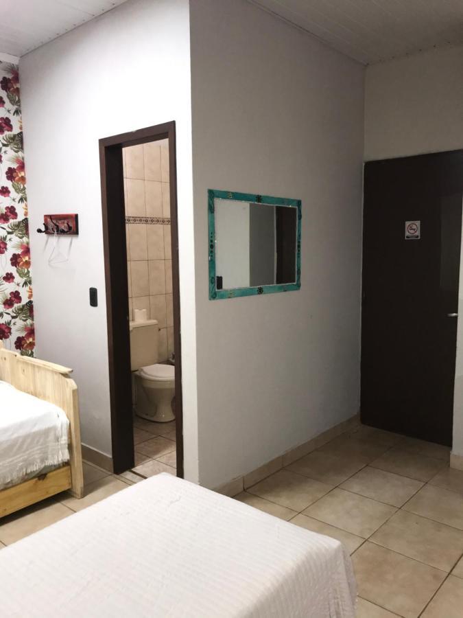 פוארטו איגואסו Hotel Mola מראה חיצוני תמונה
